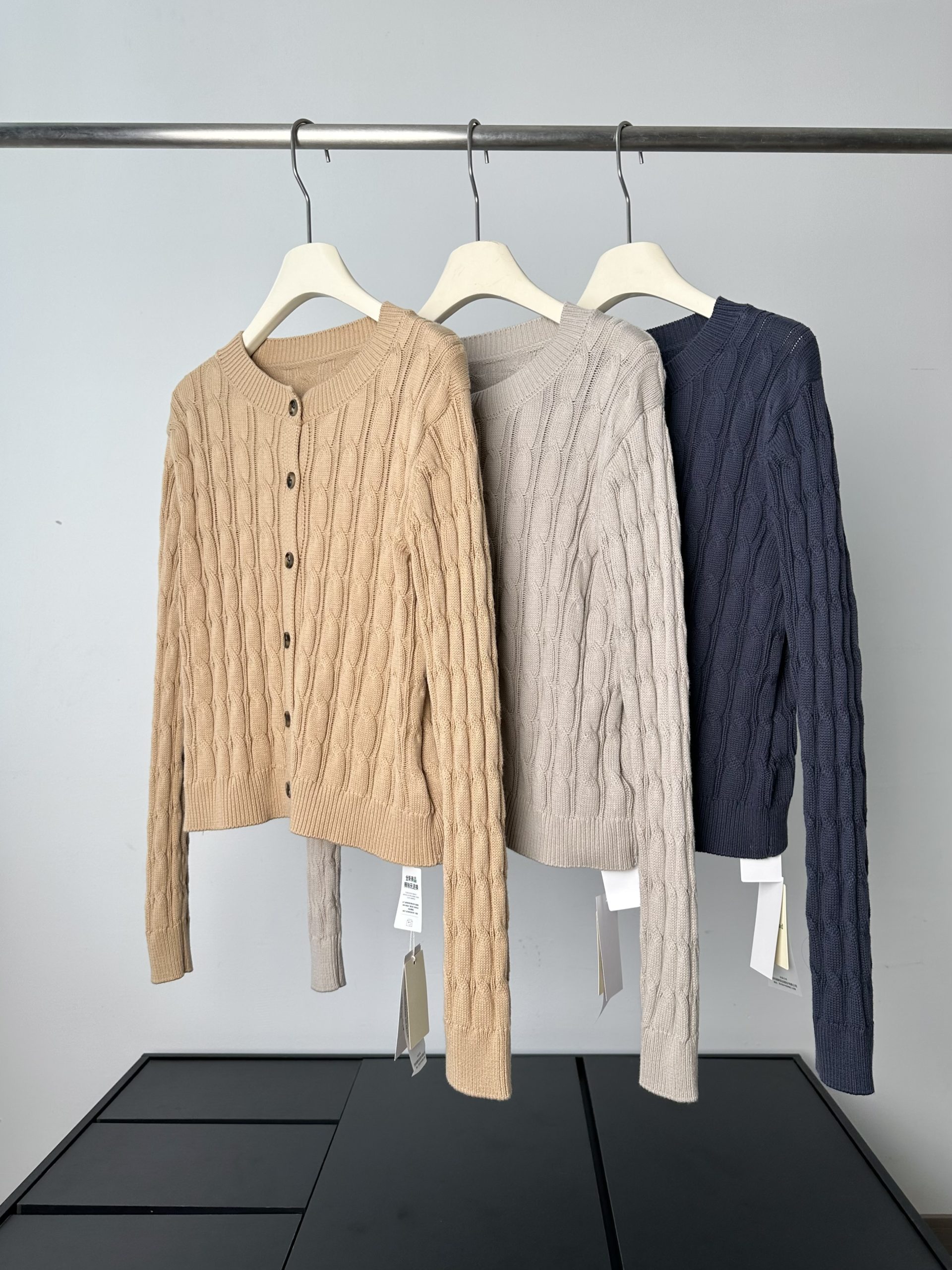 1-2 圆领麻花开衫