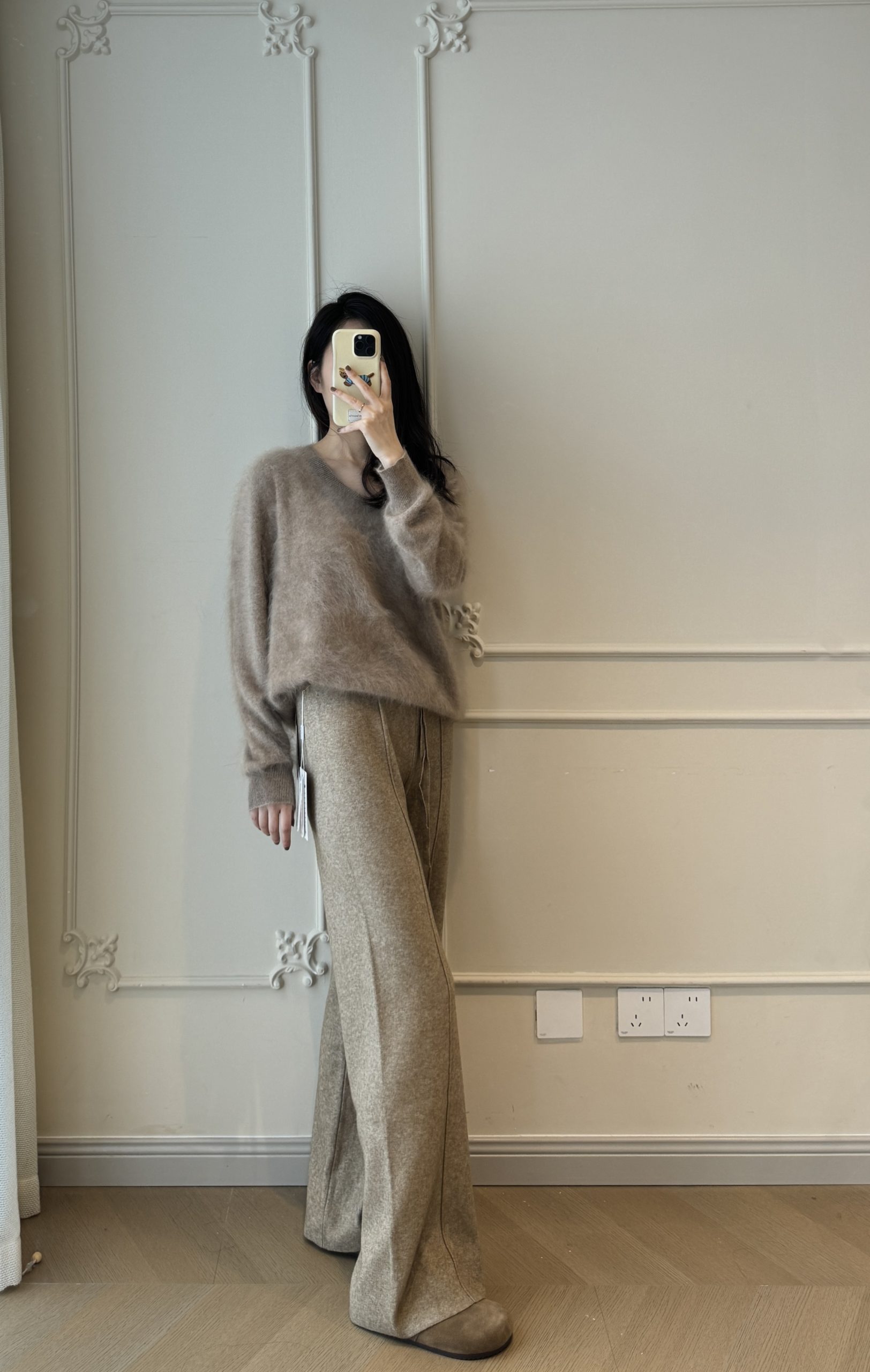 7-4 羊毛安迪绒阔腿裤