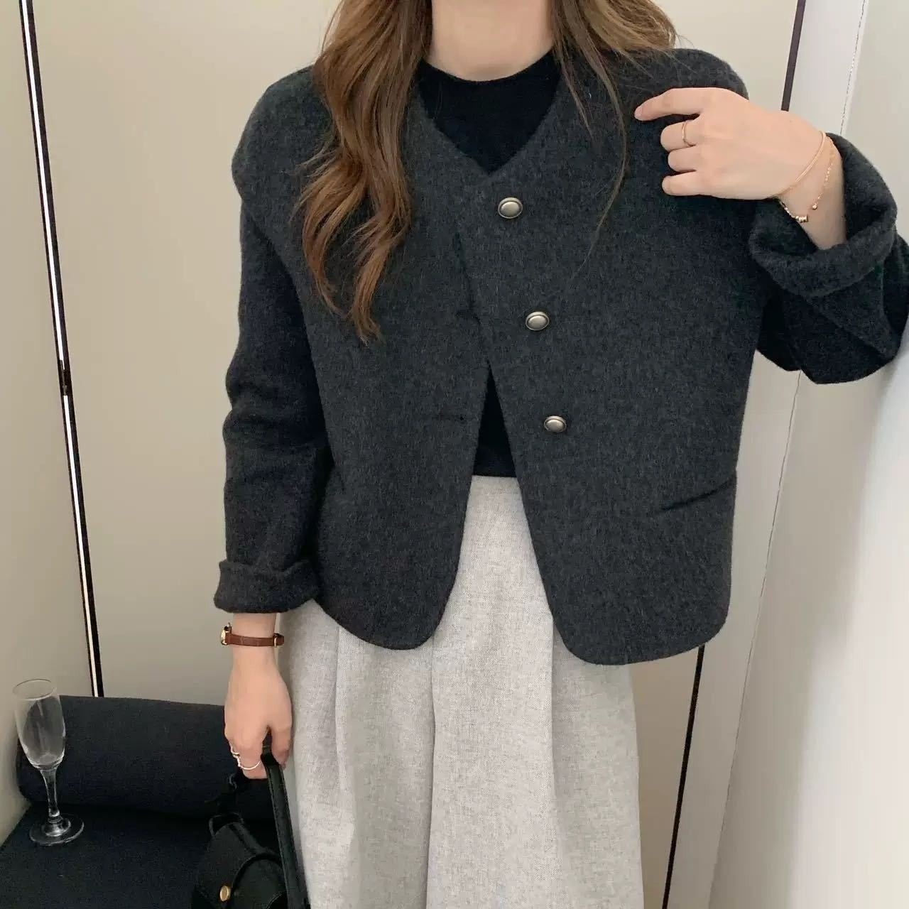 小香风同款剪标外套