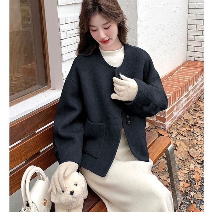 小香风同款剪标外套