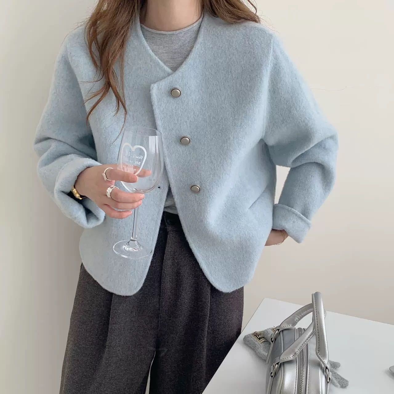 小香风同款剪标外套