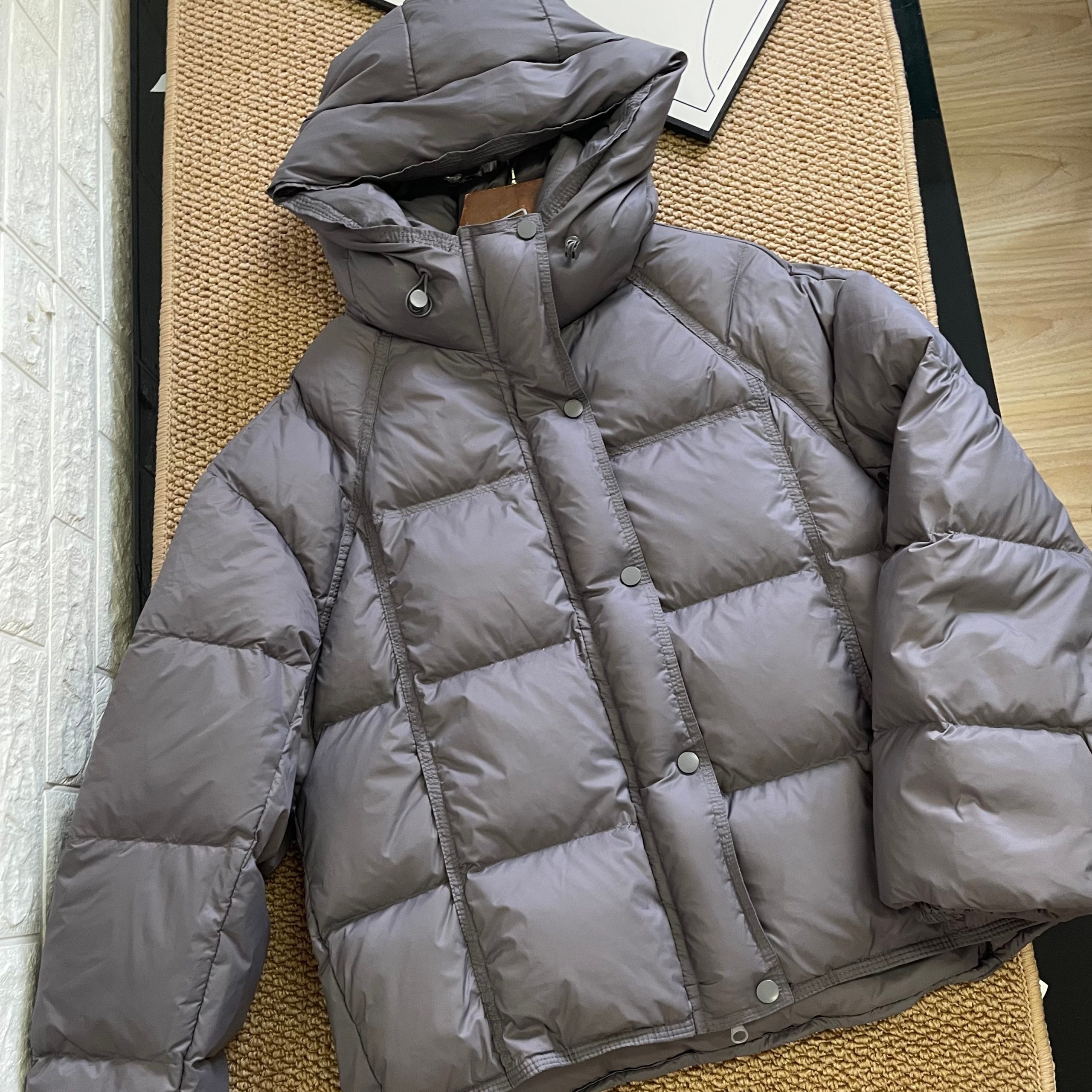 肯豆短款泡芙羽绒服