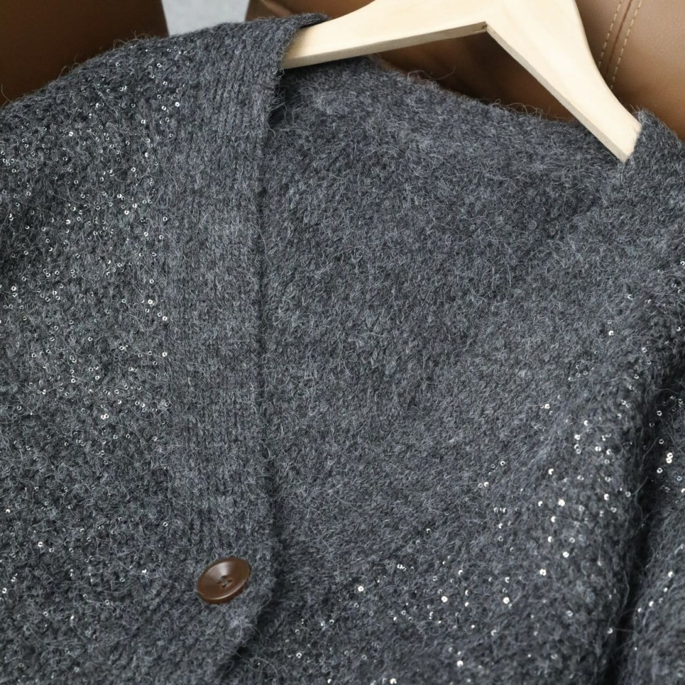 马海毛珠片开衫