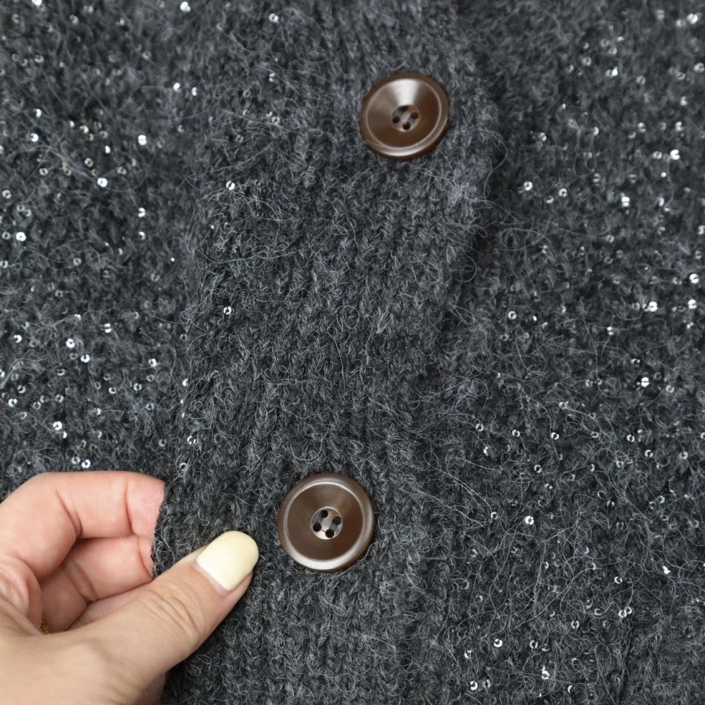 马海毛珠片开衫